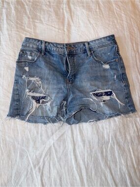 Old Navy Light Blue Distressed Denim Shorts with Bandana Pockets